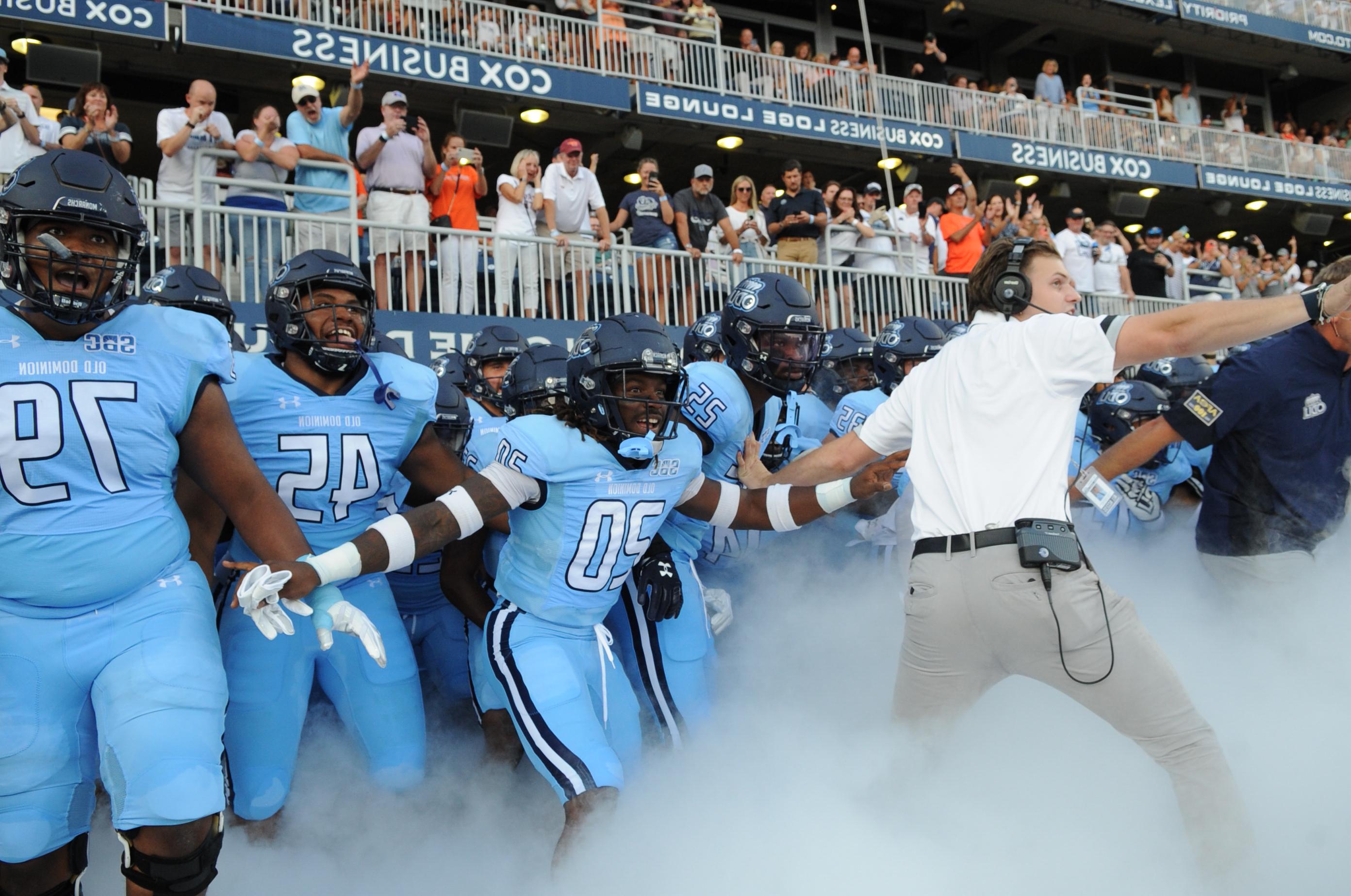 The Monarchs are ready to hit the gridiron in their first ga